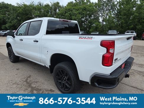 New 2026 Chevrolet Silverado 1500 LT Trail Boss w/ Convenience Package II AWD/4WD image 6