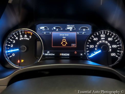 Used 2019 Ford F150 Lariat w/ Equipment Group 502A Luxury AWD/4WD image 13