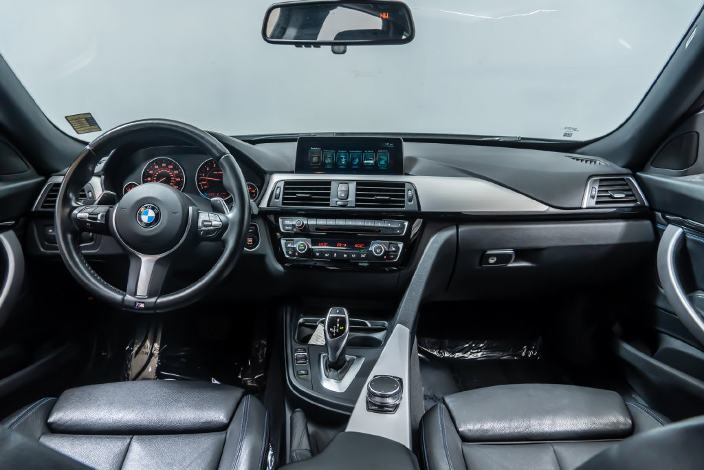 Used 2017 BMW 330i Gran Turismo xDrive AWD/4WD image 24