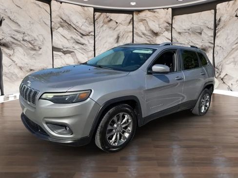 Used 2020 Jeep Cherokee Latitude Plus FWD image 1