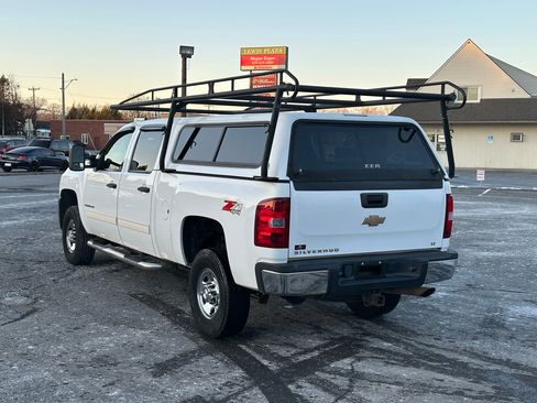 Used 2009 Chevrolet Silverado 2500 LT w/ Suspension Package, Off-Road image 12
