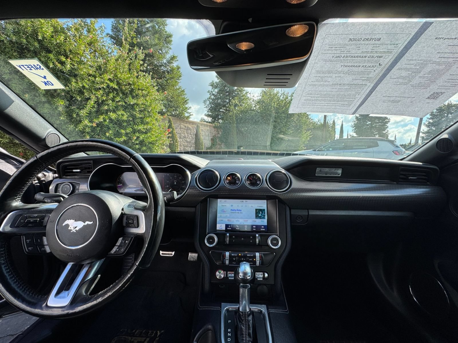 Used 2022 Ford Mustang GT Premium w/ GT Performance Package RWD image 32