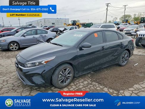 Used 2024 Kia Forte LXS w/ LXS Technology Package FWD image 1