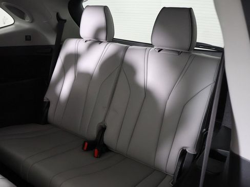 Used 2022 Acura MDX SH-AWD w/ Advance Package image 36