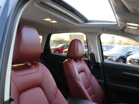 Certified 2025 MAZDA CX-5 Carbon Edition image 7