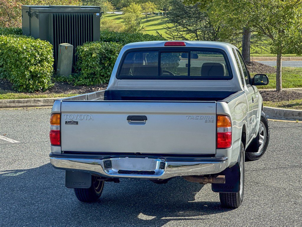 Used 2003 Toyota Tacoma 2WD Xtracab w/ SR5 Pkg image 10