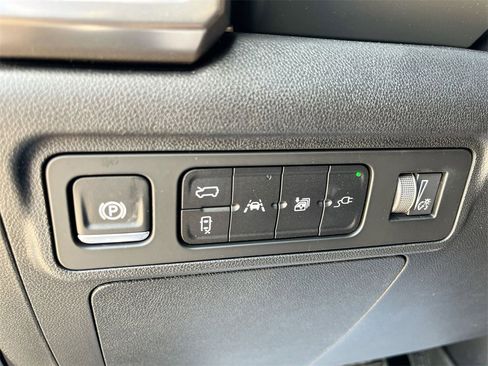 New 2025 GMC Hummer EV 3X image 17