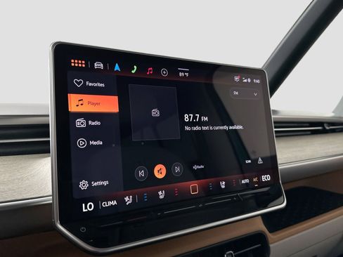 New 2025 Volkswagen ID. Buzz 1st Edition image 16