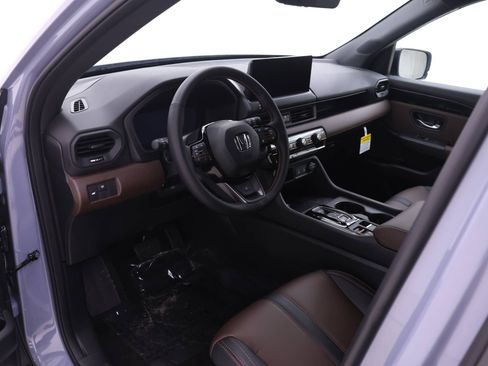 New 2026 Honda Pilot TrailSport image 3