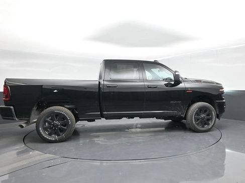 New 2026 RAM 2500 Big Horn AWD/4WD image 9