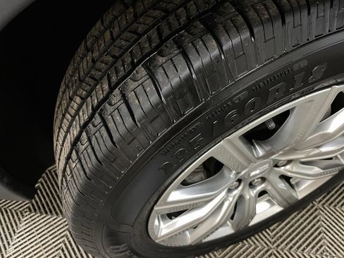 Certified 2019 Cadillac XT4 Premium Luxury AWD/4WD image 52