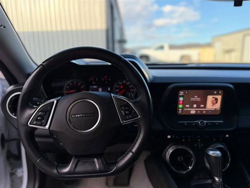 Used 2023 Chevrolet Camaro LT RWD image 15