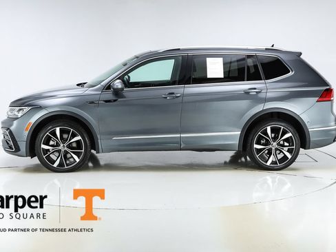 Used 2024 Volkswagen Tiguan SEL R-Line AWD/4WD image 41