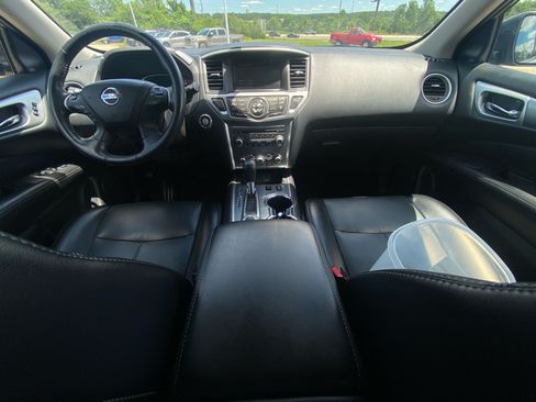 Used 2020 Nissan Pathfinder SL AWD/4WD image 20