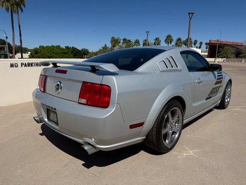 Used 2006 Ford Mustang GT Premium RWD image 15