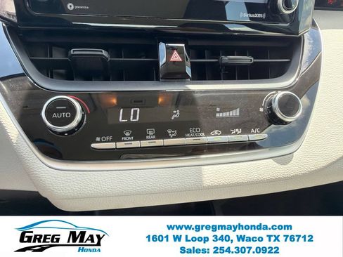 Used 2022 Toyota Corolla LE FWD image 19