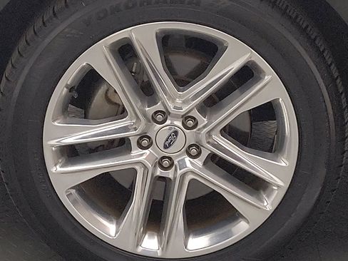 Used 2017 Ford Explorer Limited w/ Equipment Group 301A FWD image 31