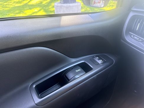 Used 2019 RAM ProMaster City Tradesman SLT image 42