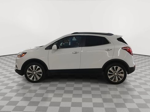 Used 2020 Buick Encore Preferred AWD/4WD image 24
