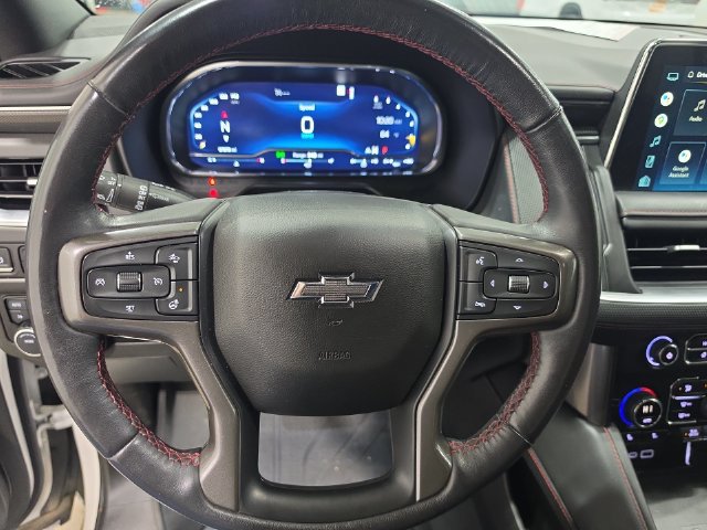Used 2022 Chevrolet Suburban RST w/ Luxury Package AWD/4WD image 13