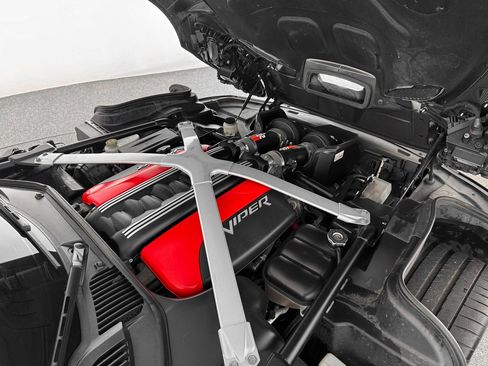 Used 2016 Dodge Viper GTS image 37