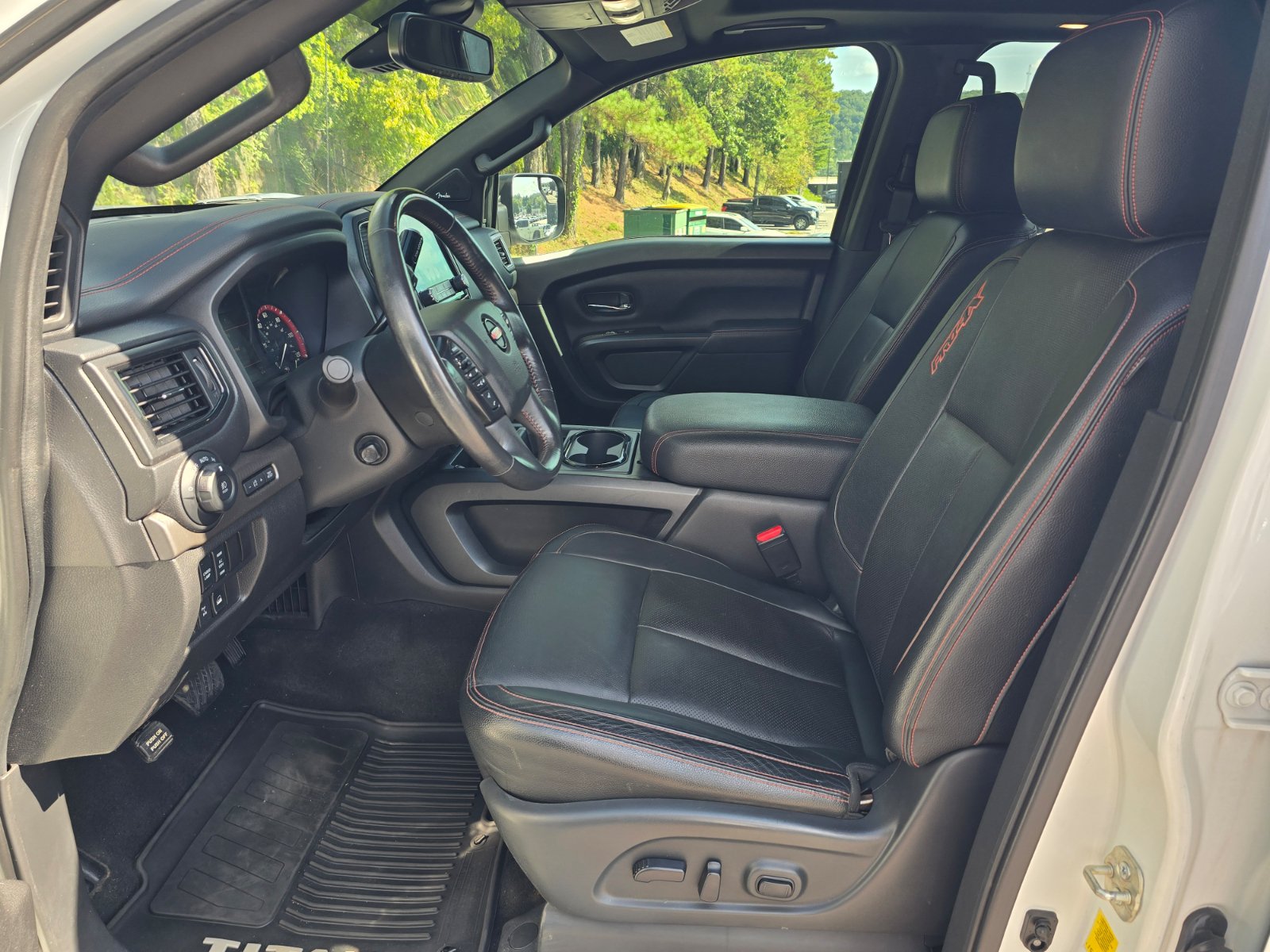 Certified 2021 Nissan Titan PRO-4X w/ Pro-4x Convenience Package AWD/4WD image 14