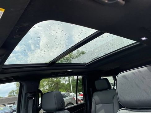 Used 2024 GMC Yukon XL Denali w/ Max Trailering Package AWD/4WD image 17