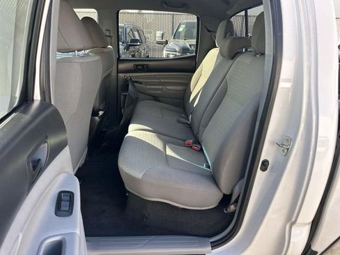 Used 2012 Toyota Tacoma PreRunner w/ SR5 Pkg image 21