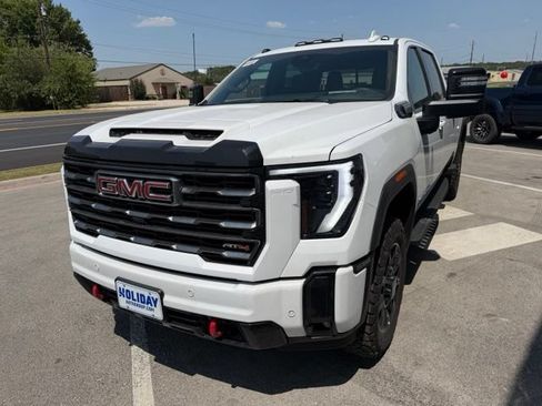 New 2026 GMC Sierra 2500 AT4 w/ AT4 Premium Plus Package AWD/4WD image 34