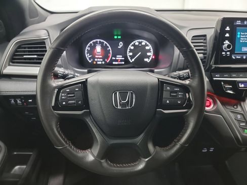 Certified 2025 Honda Odyssey Sport-L image 17