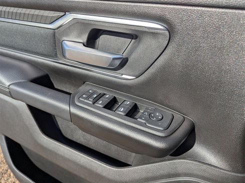 New 2026 RAM 1500 4x4 Crew Cab image 14