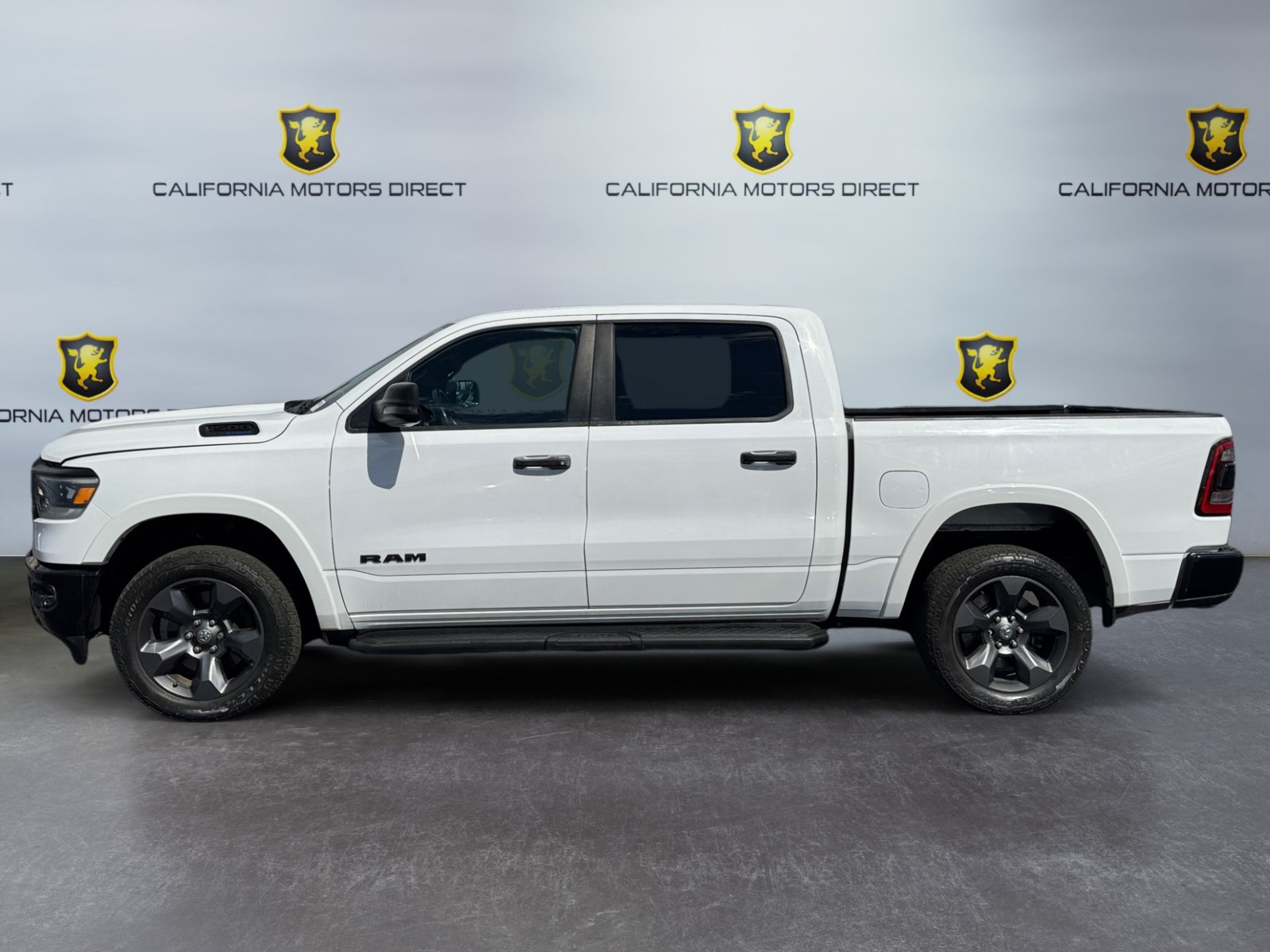 Used 2023 RAM 1500 Lone Star AWD/4WD image 2
