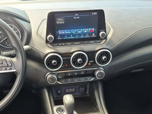 Used 2025 Nissan Sentra SV FWD image 19