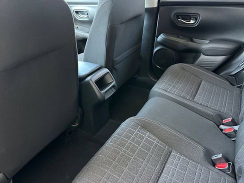 Certified 2024 Honda HR-V LX image 13