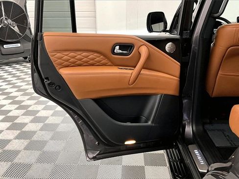 Used 2024 INFINITI QX80 Sensory w/ Cargo Package image 20