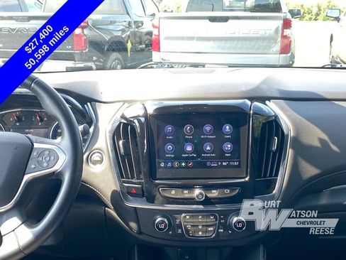 Used 2023 Chevrolet Traverse LT FWD image 23