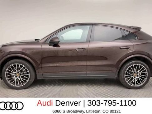 Used 2023 Porsche Cayenne Coupe AWD/4WD image 5