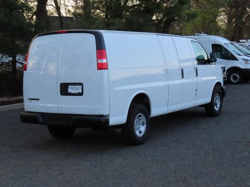 Used 2020 Chevrolet Express 2500 Extended w/ Driver Convenience Package image 20