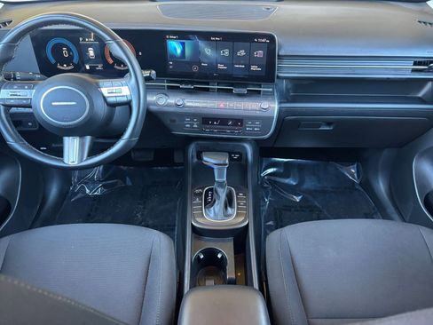 Used 2025 Hyundai Kona SEL image 29