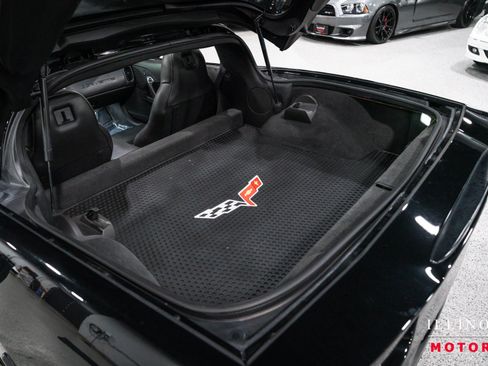 Used 2007 Chevrolet Corvette Coupe w/ Preferred Equipment Group RWD image 15