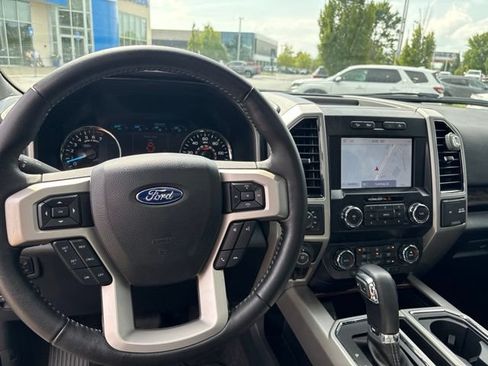 Used 2019 Ford F150 Lariat AWD/4WD image 15