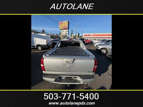 Used 2010 Chevrolet Avalanche LT w/ Luxury Package image 11
