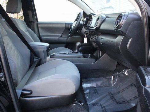 Used 2023 Toyota Tacoma SR w/ SR Convenience Package image 31