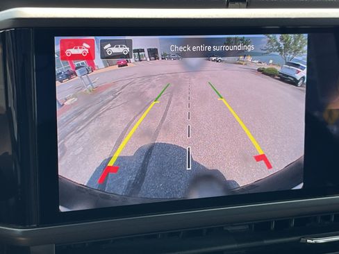 Used 2025 Jeep Wrangler Unlimited Rubicon w/ Safety Group AWD/4WD image 35