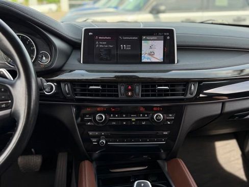 Used 2018 BMW X6 xDrive35i AWD/4WD image 22