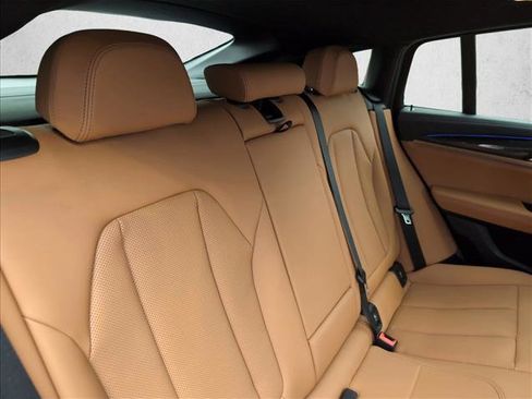 Used 2024 BMW X4 M40i image 23