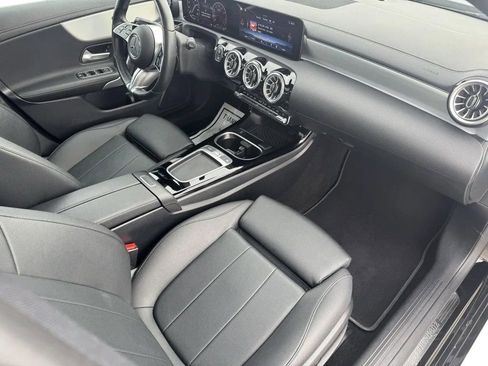 Used 2025 Mercedes-Benz CLA 250 4MATIC image 15