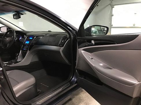 Used 2013 Hyundai Sonata Limited image 11