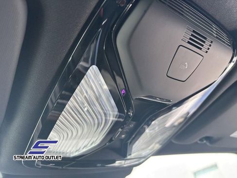 Used 2025 BMW X5 xDrive50e image 37