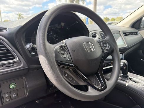 Certified 2022 Honda HR-V EX image 20